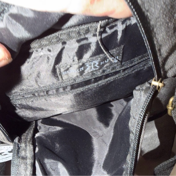 Robin Ruth Black and Red Shoulder Bag NWOT - Picture 4 of 4